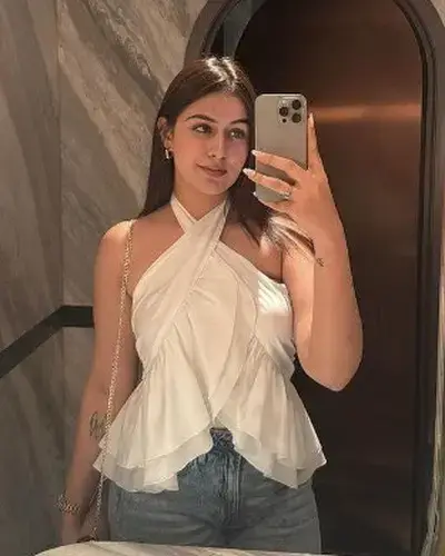 Call Girl Gharghoda